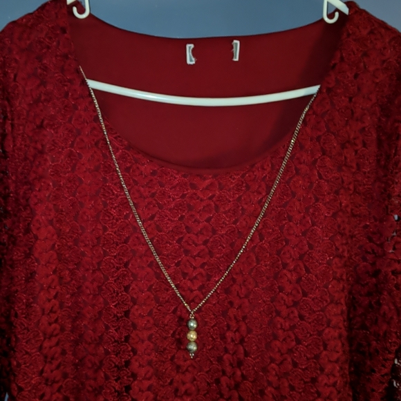 Red blouse - Picture 2 of 11